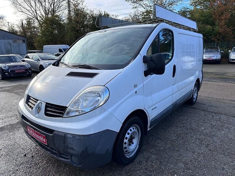 Weiß Gebraucht 2012 Renault Trafic Van / Kleinbus | 2.500 € (Fairer Preis) - Bild 1/4