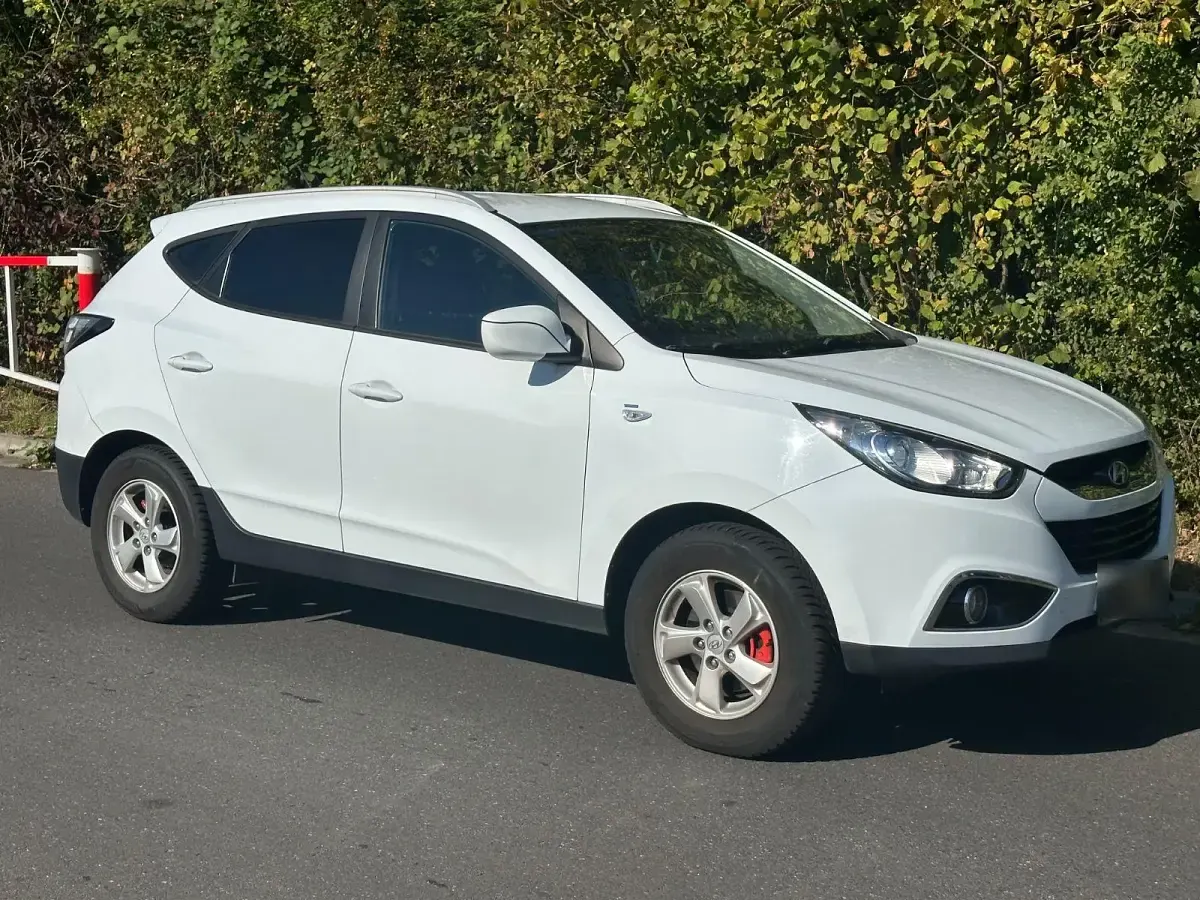 Gebraucht Hyundai ix35 163 PS (119 kW) 2010 Weiß SUV