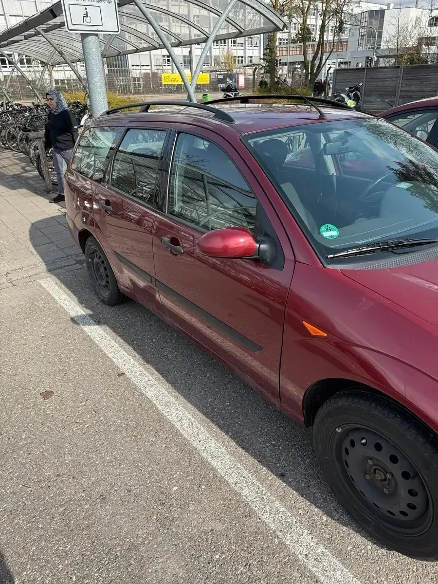 Gebraucht Ford Focus 118 PS (86 kW) 1999 Rot Kombi