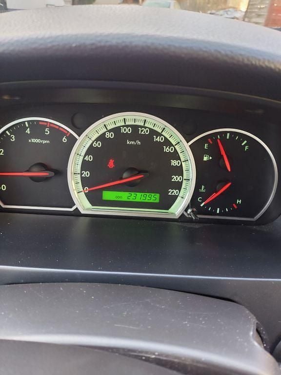 Gebraucht Chevrolet Captiva LS 150 PS (110 kW) 2009 Gold SUV