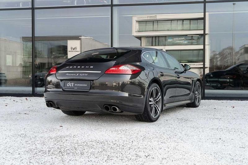 Gebraucht Porsche Panamera 333 PS (244 kW) 2013 Grau Limousine