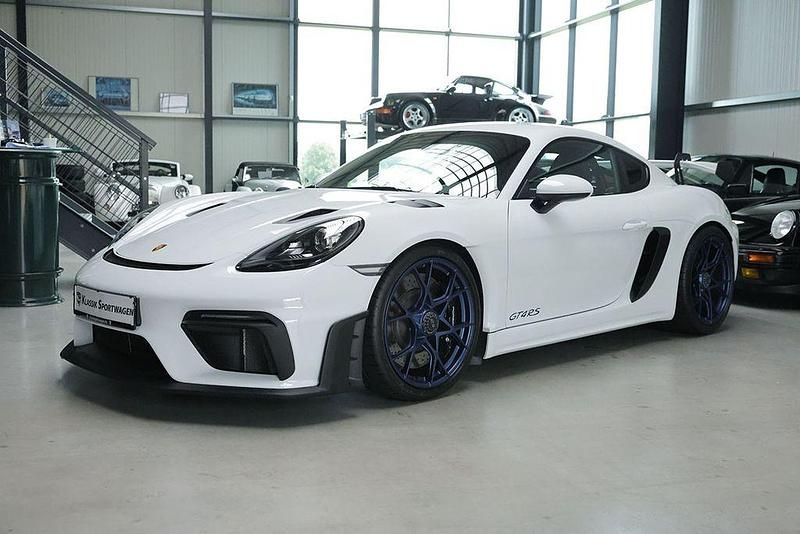 Weiß Gebraucht 2025 Porsche Cayman GT4 Coupé | 154.500 € - Bild 1/4