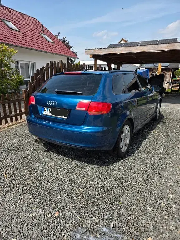 Gebraucht Audi A3 102 PS (75 kW) 2006 Blau Kleinwagen