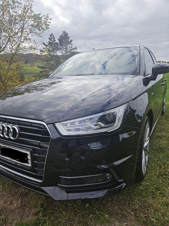 Schwarz Gebraucht 2017 Audi A1 Sportback S-Line Kleinwagen | 12.300 € (Fairer Preis) - Bild 1/4