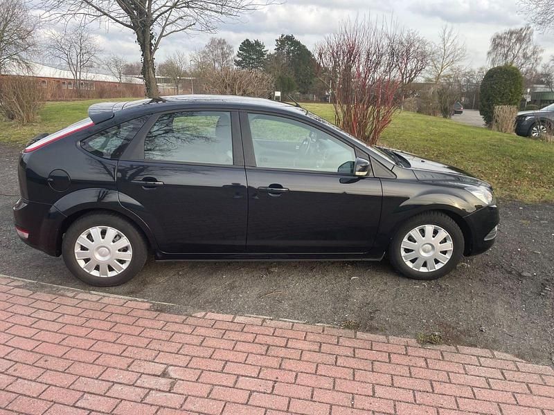 Gebraucht Ford Focus 101 PS (74 kW) 2009 Schwarz Limousine