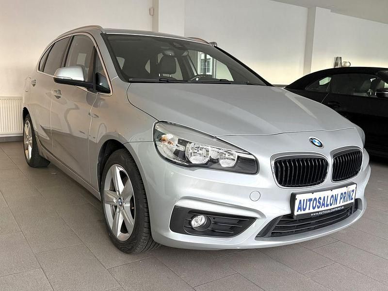 Gebraucht BMW 218 Active Tourer 136 PS (100 kW) 2014 Silber Van / Kleinbus
