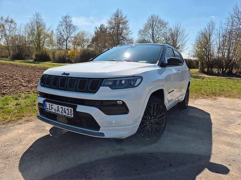 Gebraucht Jeep Compass 241 PS (177 kW) 2022 Weiß SUV