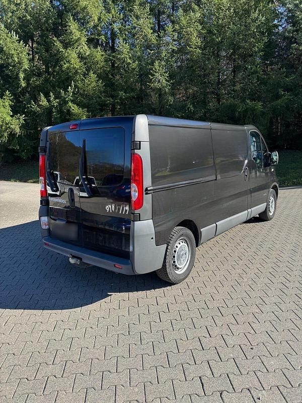 Gebraucht Nissan Primastar 115 PS (84 kW) 2014 Schwarz Van / Kleinbus
