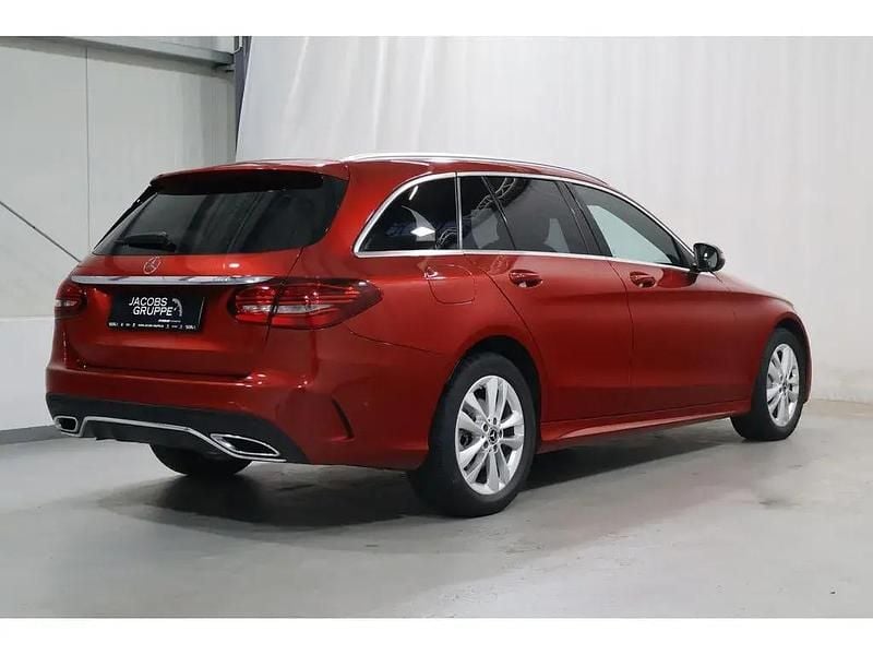 Gebraucht Mercedes C220 AMG line 194 PS (142 kW) 2021 Rot Kombi