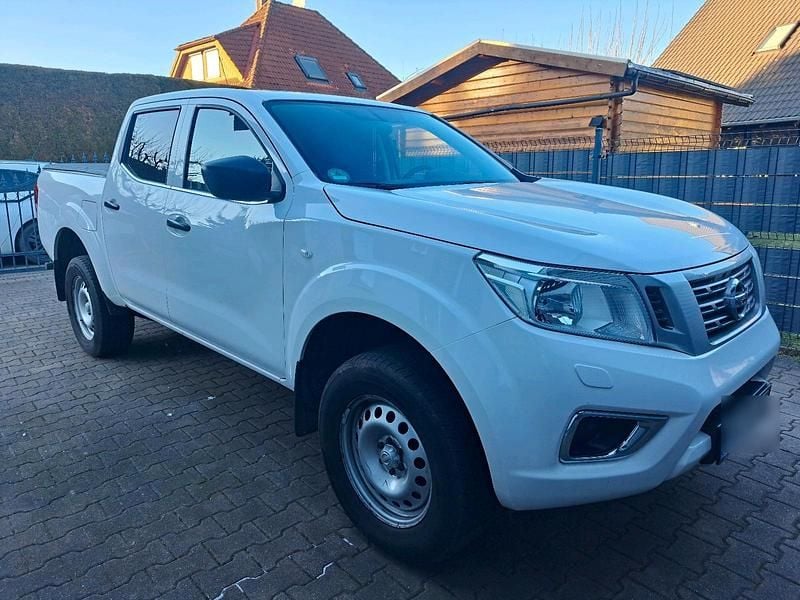Weiß Gebraucht 2020 Nissan Navara Visia Abholung | 25.000 € (Guter Preis) - Bild 1/4