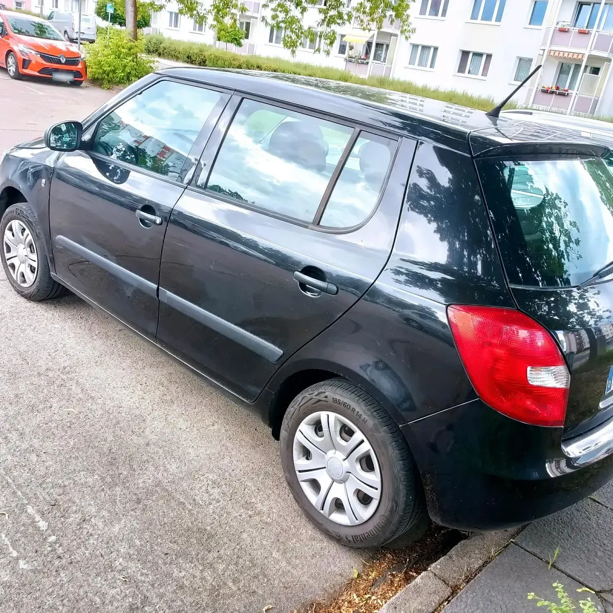 Gebraucht Skoda Fabia 60 PS (44 kW) 2012 Schwarz Kleinwagen