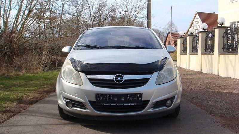 Gebraucht Opel Corsa Edition 80 PS (58 kW) 2007 Silber Kleinwagen