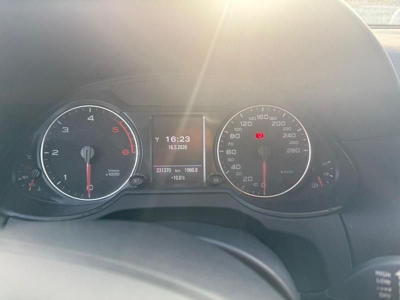 Gebraucht Audi Q5 Comfort 170 PS (125 kW) 2009 Grau SUV