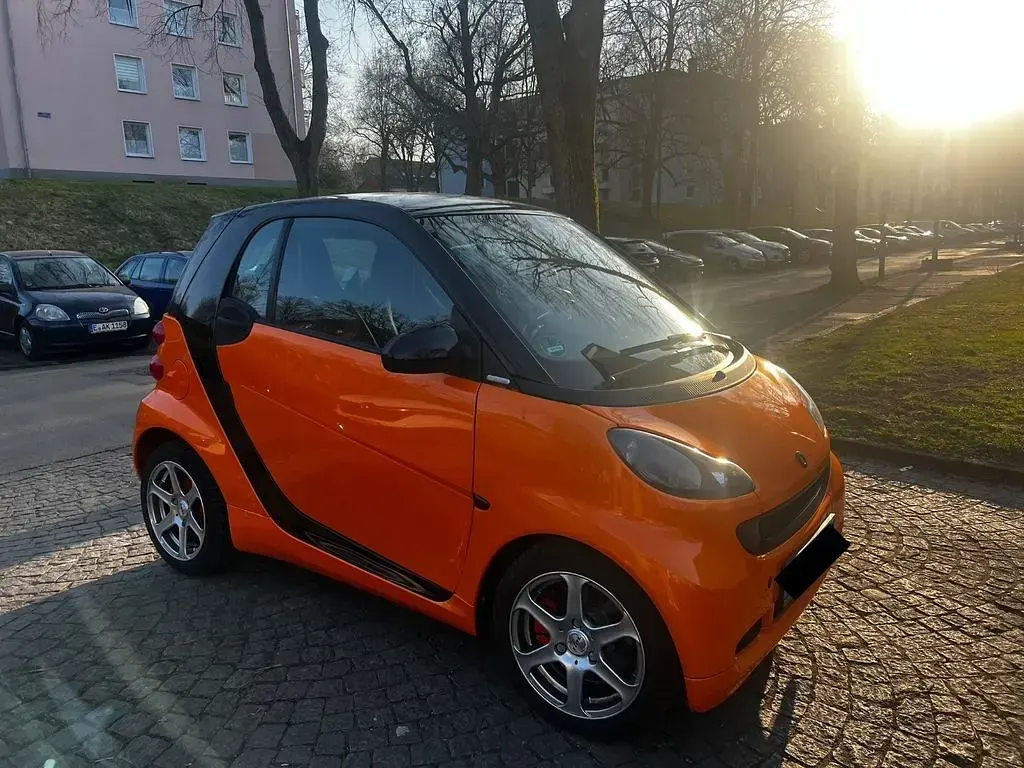 Gebraucht Smart ForTwo Coupé 84 PS (61 kW) 2011 Orange Coupé