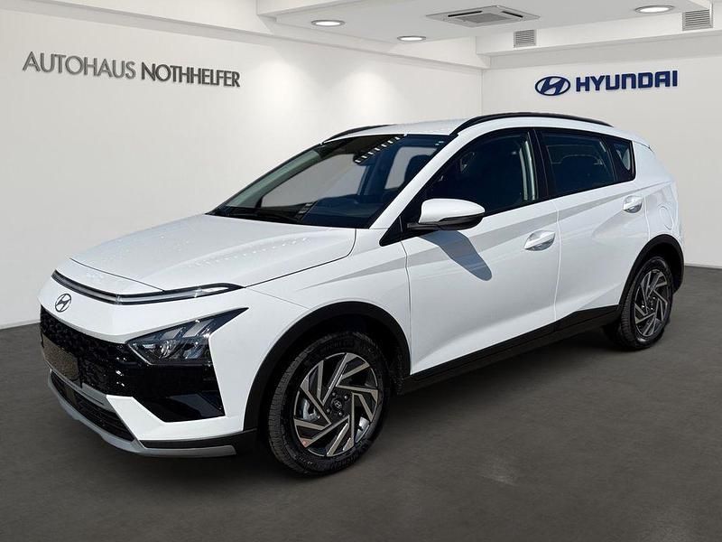 Atlas white / sol Neu 2025 Hyundai Bayon Trend SUV | 24.450 € (Fairer Preis) - Bild 1/4