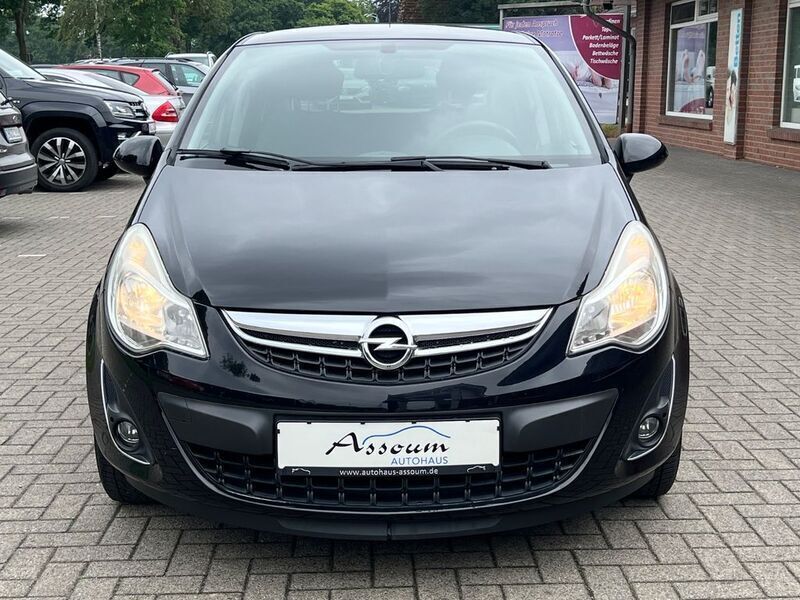 Second-hand Opel Corsa Satellite 69 CP (50 kW) 2012 Negru Berlinǎ