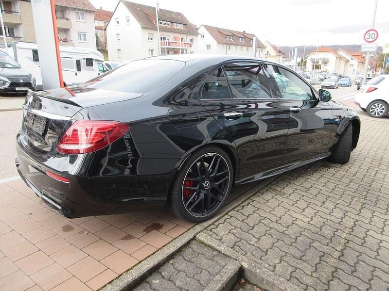 Gebraucht Mercedes E63S AMG AMG 612 PS (450 kW) 2019 Schwarz Limousine