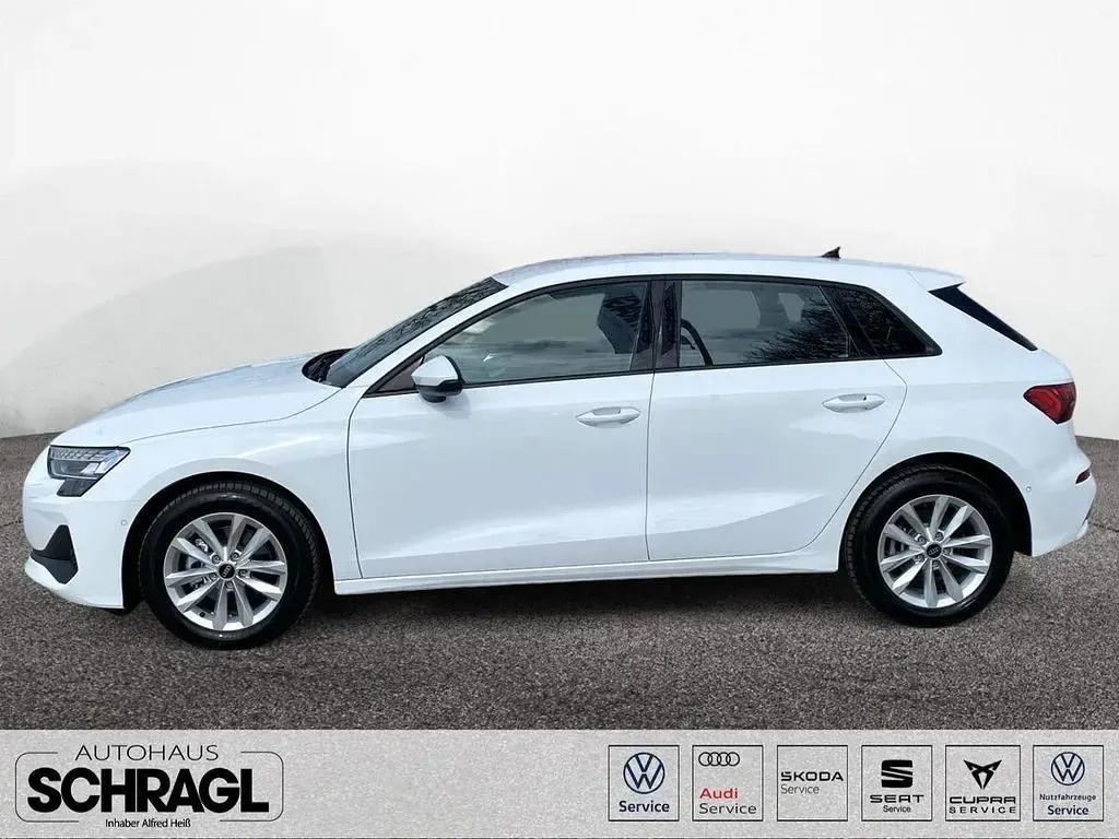 Neu Audi A3 150 PS (110 kW) 2026 Arkonaweiß Limousine