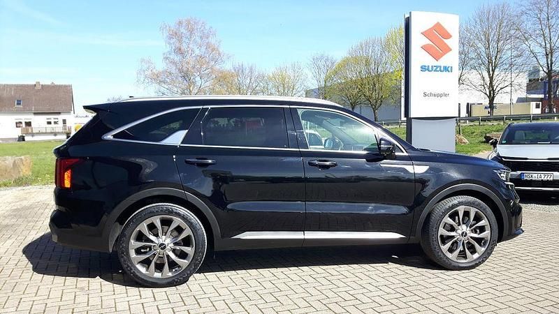 Gebraucht Kia Sorento 201 PS (147 kW) 2023 Schwarz SUV