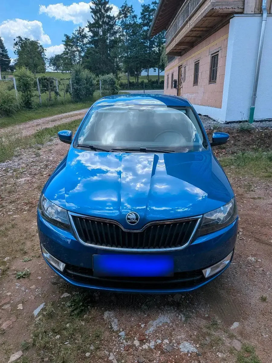 Gebraucht Skoda Rapid 90 PS (66 kW) 2016 Blau Kleinwagen