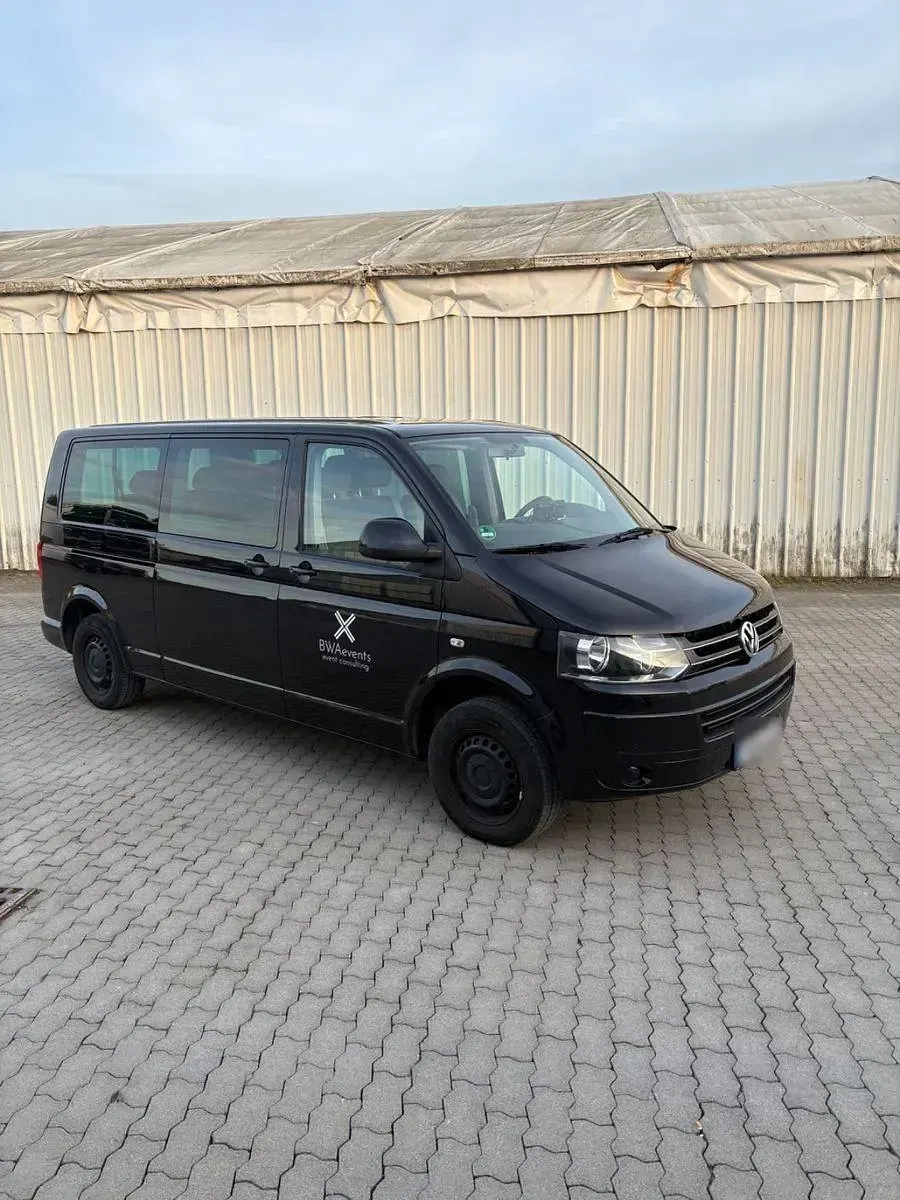 Gebraucht VW Caravelle 140 PS (102 kW) 2012 Schwarz Van