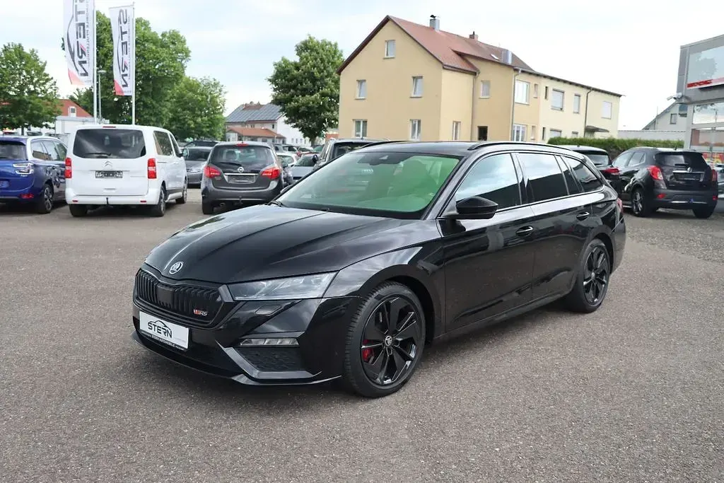 Gebraucht Skoda Octavia Ambiente 200 PS (147 kW) 2021 Cerna magic/black magic Kombi