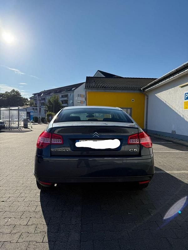 Andere farben Gebraucht 2010 Citroën C5 Limousine | 3.150 € (Guter Preis) - Bild 1/4