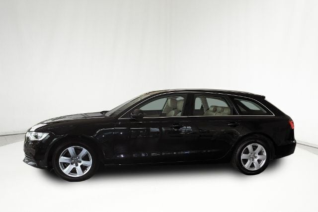 Gebraucht Audi A6 Design 177 PS (130 kW) 2013 Schwarz metallic Kombi