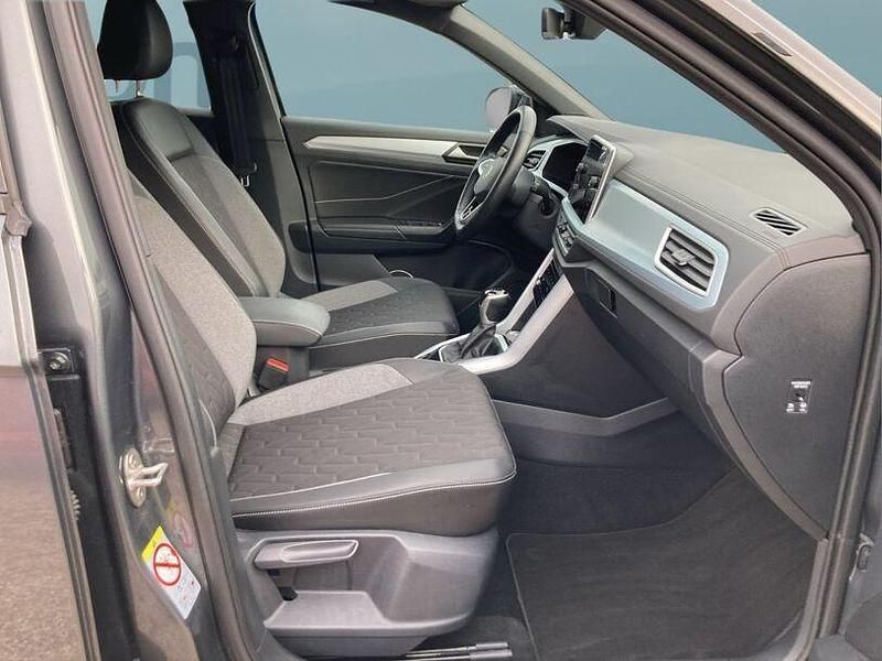 Gebraucht VW T-Roc 150 PS (110 kW) 2025 Grau SUV