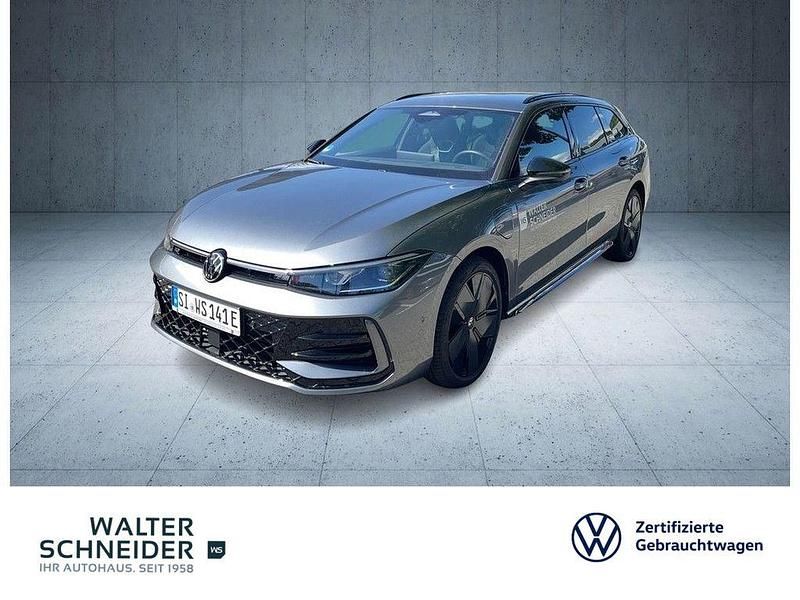 Diabasgrau metallic Gebraucht 2024 VW Passat IQ Drive Kombi | 47.350 € (Fairer Preis) - Bild 1/4