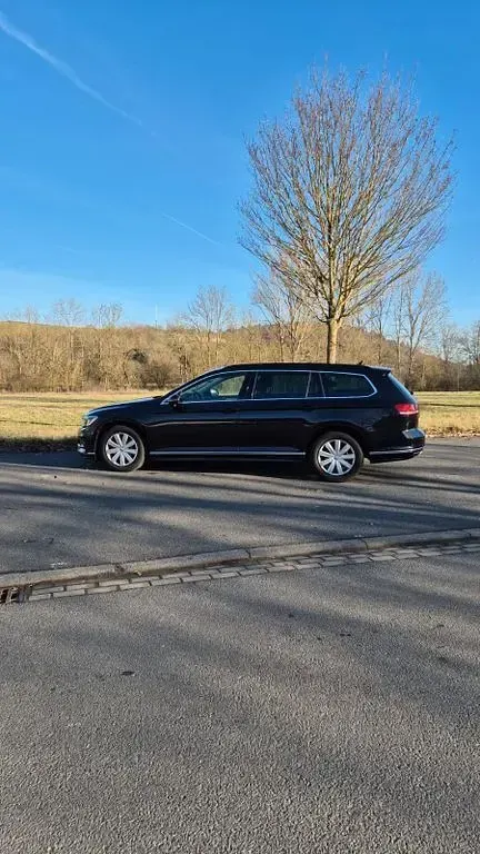 Gebraucht VW Passat Comfortline 150 PS (110 kW) 2018 Schwarz Limousine