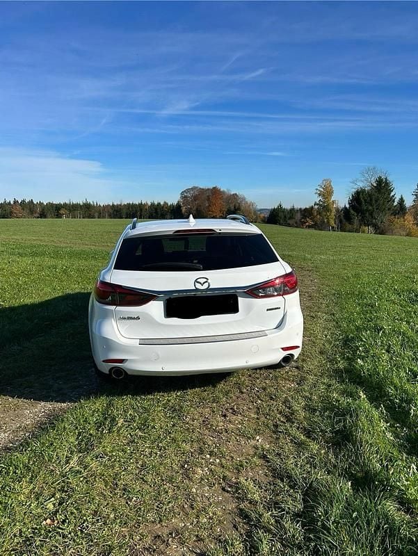 Gebraucht Mazda 6 Sports-Line 194 PS (142 kW) 2019 Weiß Kombi