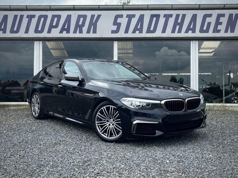 Schwarz Gebraucht 2018 BMW M550 Performance Limousine | 35.990 € (Fairer Preis) - Bild 1/4