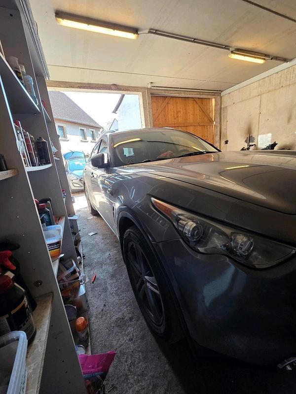 Gebraucht Infiniti Fx35 307 PS (225 kW) 2009 Grau SUV