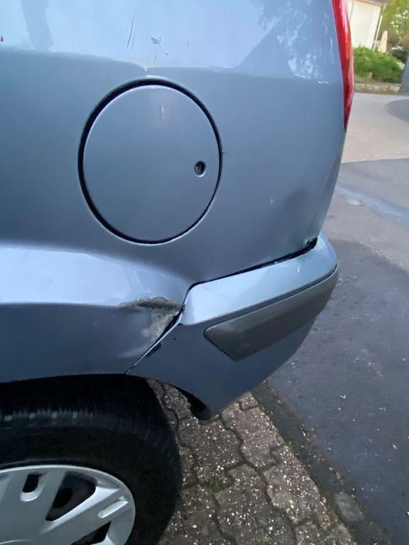 Second-hand Ford Fusion 101 CP (74 kW) 2007 Albastru Hatchback