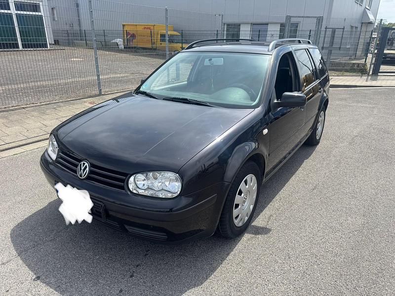Schwarz Gebraucht 2002 VW Golf IV R Kombi | 2.450 € (Fairer Preis) - Bild 1/4