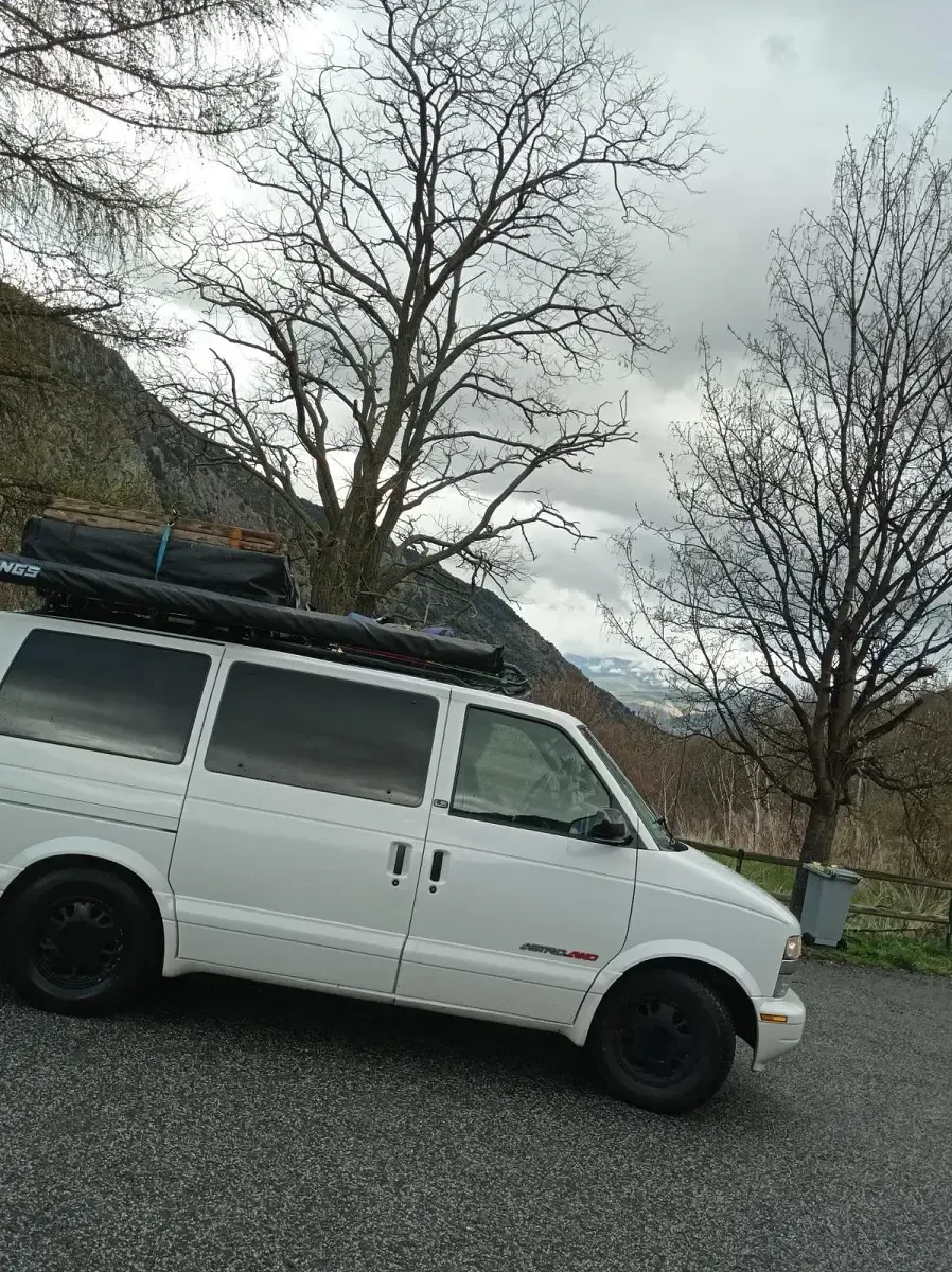 Gebraucht Chevrolet Astro 190 PS (139 kW) 2003 Weiß Van / Kleinbus