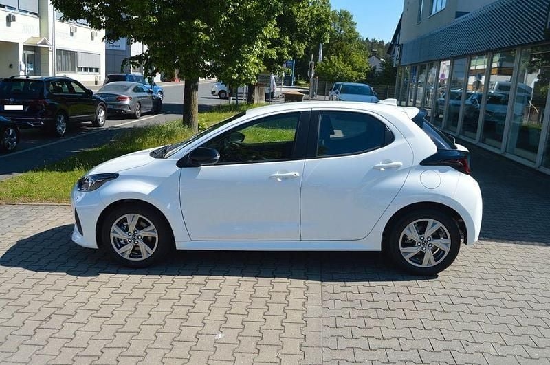 Neu Mazda 2 Exclusive-Line 116 PS (85 kW) 2026 Weiß Kleinwagen