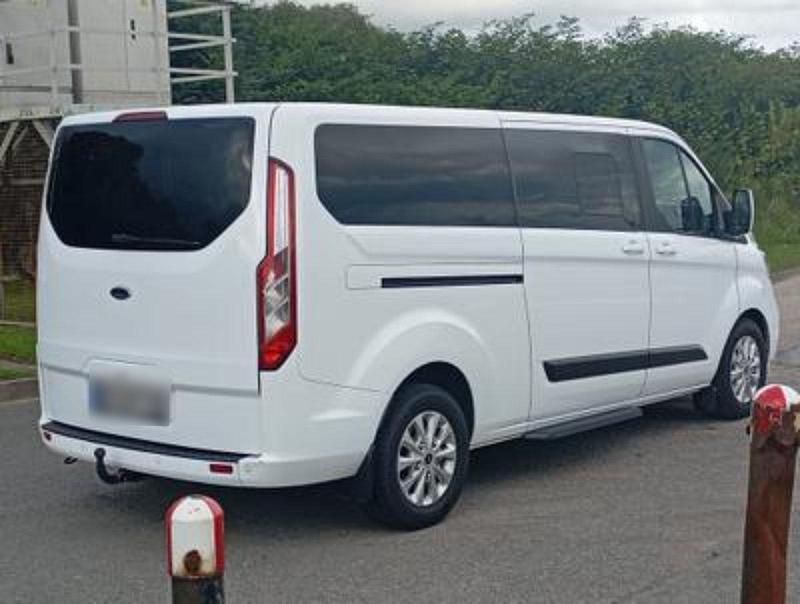 Gebraucht Ford Transit Custom 170 PS (125 kW) 2018 Weiß Van / Kleinbus