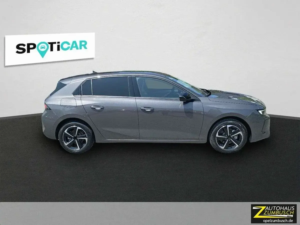 Gebraucht Opel Astra Edition 110 PS (80 kW) 2024 Grau/typ aussenverkleidung (grau) Limousine