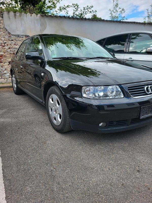 Usata Audi A3 101 CV (74 kW) 2002 Nero Utilitaria