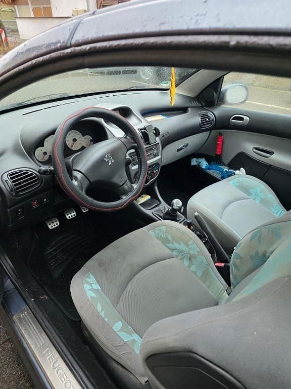Gebraucht Peugeot 206 CC 109 PS (80 kW) 2006 Grau Cabrio