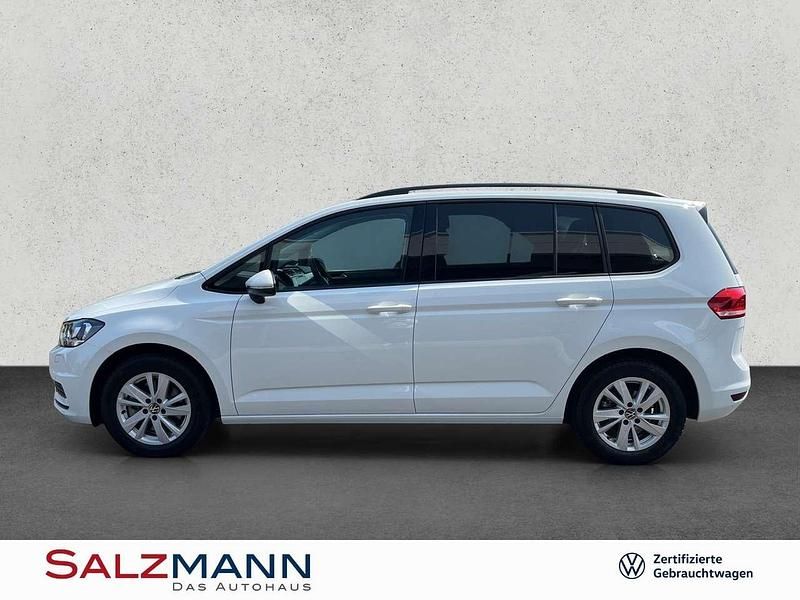 Gebraucht VW Touran 150 PS (110 kW) 2024 Pure white Van / Kleinbus