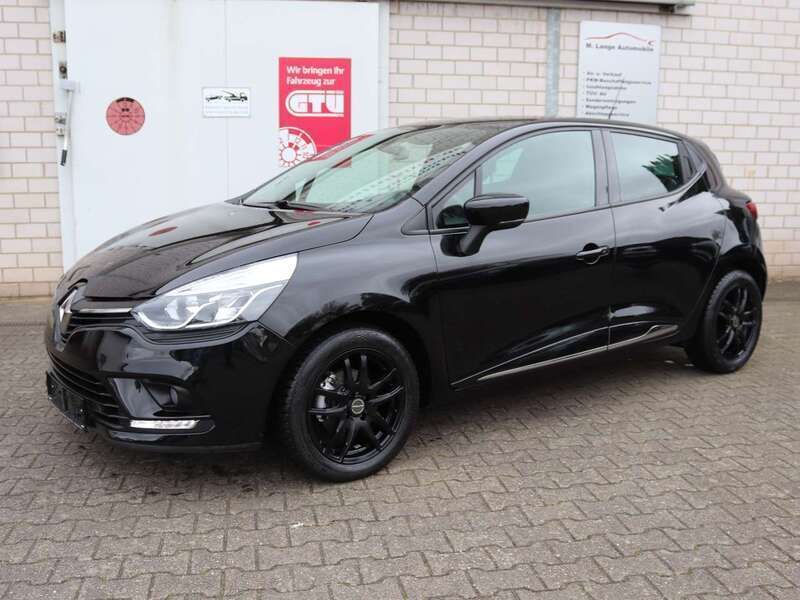 Sternenschwarz Gebraucht 2020 Renault Clio V Collection Kleinwagen | 12.490 € (Fairer Preis) - Bild 1/4