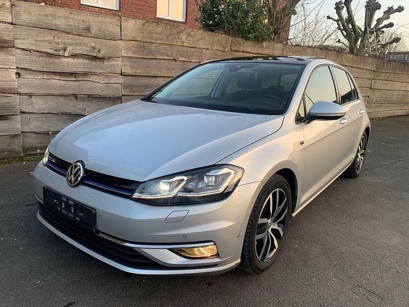 Gebraucht VW Golf VII Join 131 PS (96 kW) 2019 Silber Limousine
