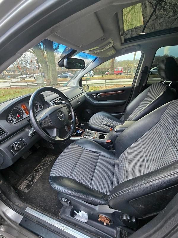 Gebraucht Mercedes B180 2006 Van / Kleinbus