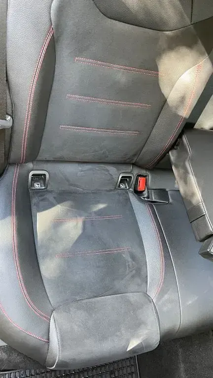 Gebraucht Mercedes A250 224 PS (164 kW) 2019 Gelb Limousine