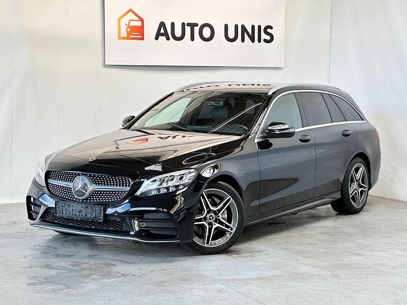 Schwarz (obsidianschwarz) Gebraucht 2019 Mercedes C200 AMG Kombi | 17.900 € (Fairer Preis) - Bild 1/4