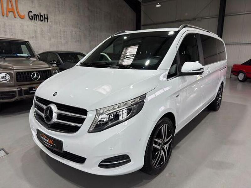 Gebraucht Mercedes V250 190 PS (139 kW) 2016 Weiß Van / Kleinbus