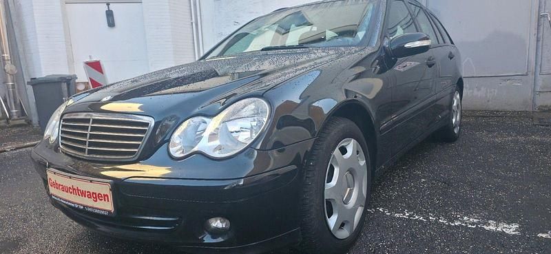 Gebraucht Mercedes C200 163 PS (119 kW) 2006 Blau Kombi